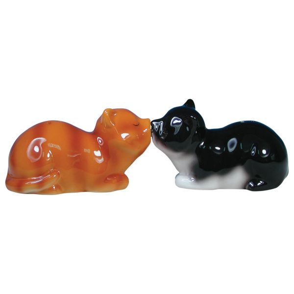 Cats Magnetic Salt & Pepper Set
