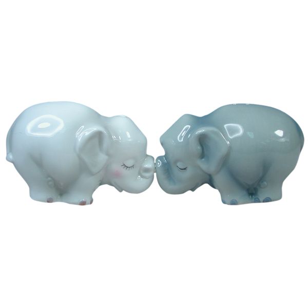 Elephants Magnetic Salt & Pepper Set
