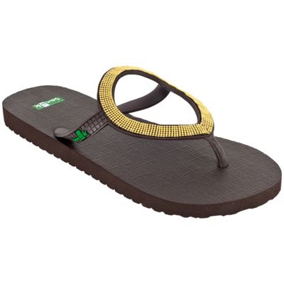 sanuk beach sandals