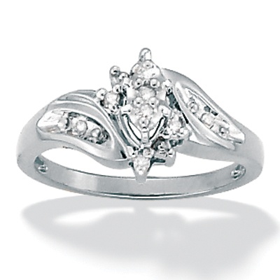 10k White Gold Diamond Ring