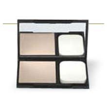 Judith August Cosmetics Fabulous Finish Your Everyday Camouflage With Sponge Hazelnut (For Light Golden Brown Complexions)
