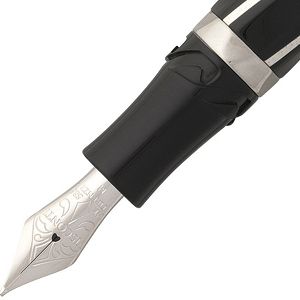 Visconti Black Divina