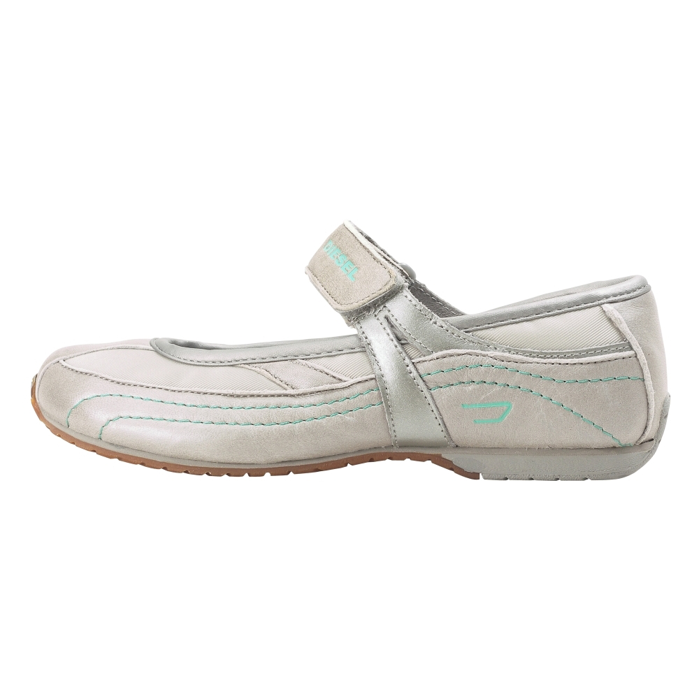 Diesel Konawa Mary Janes Shoes - Women - ShoeBacca.com