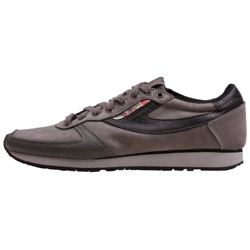 Diesel Pass On Athletic Inspired Shoes - Men - ShoeBacca.com