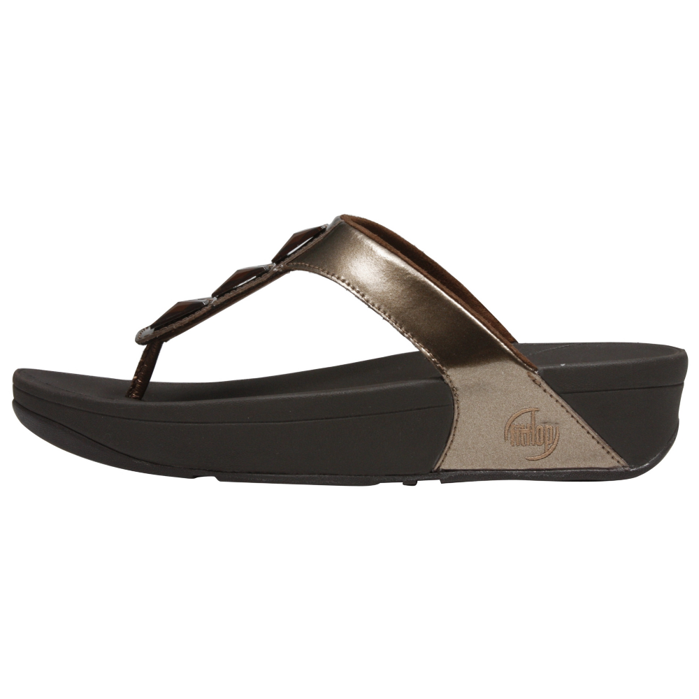 FitFlop Pietra (Patent) Toning Shoe - Women - ShoeBacca.com