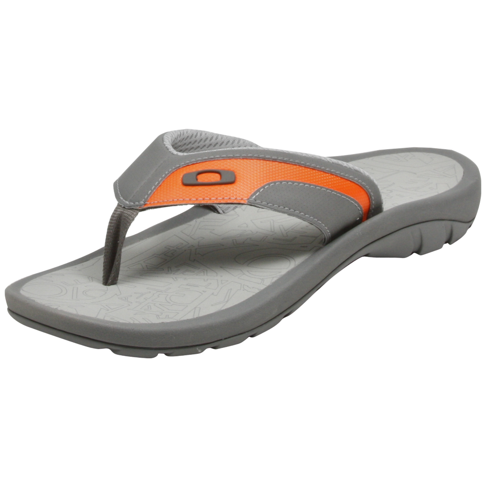 Oakley Supercoil 3 Sandals - Men - ShoeBacca.com