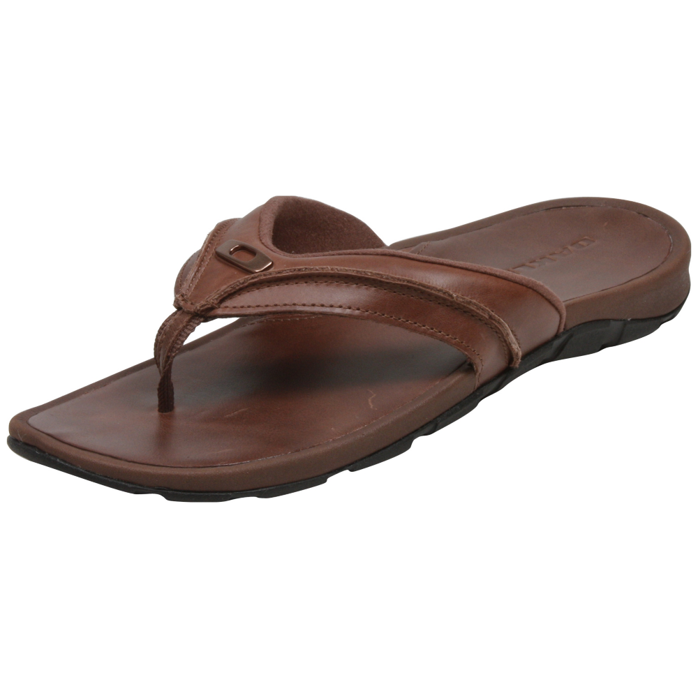 Oakley Mcnult Sandals - Men - ShoeBacca.com
