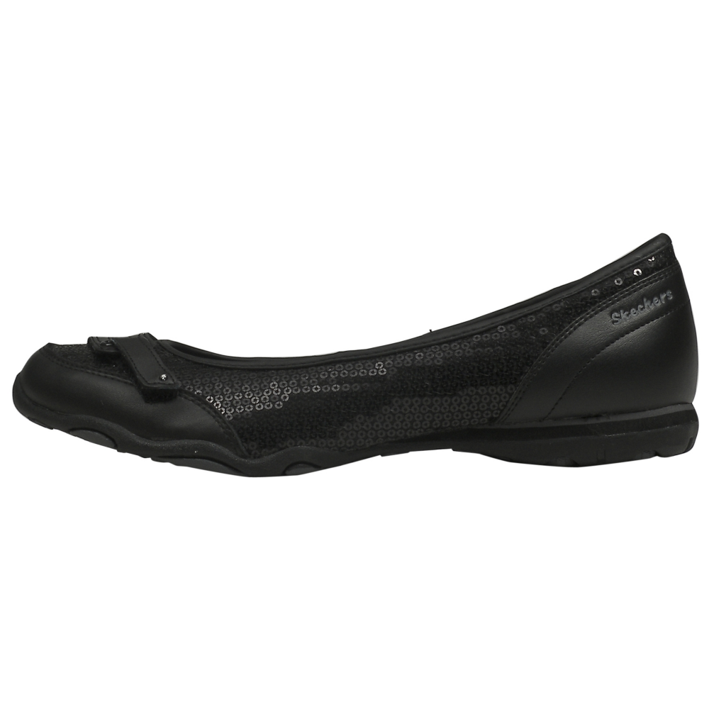 Skechers Front-Row Athletic Inspired Shoe - Women - ShoeBacca.com