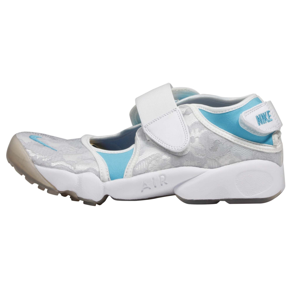Nike Air Rift Trail Running Shoe - Women - ShoeBacca.com
