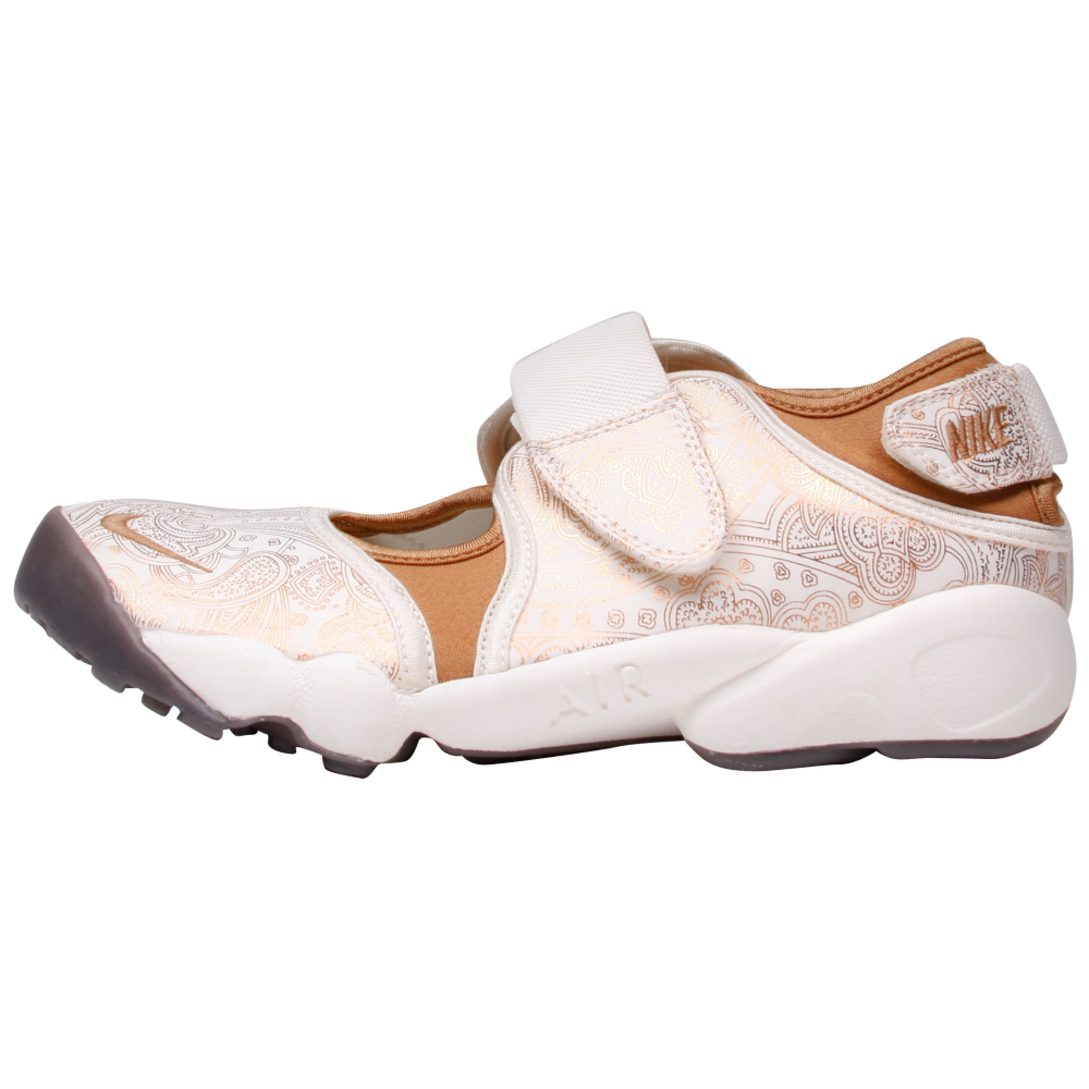 Nike Air Rift Trail Running Shoes - Women - ShoeBacca.com