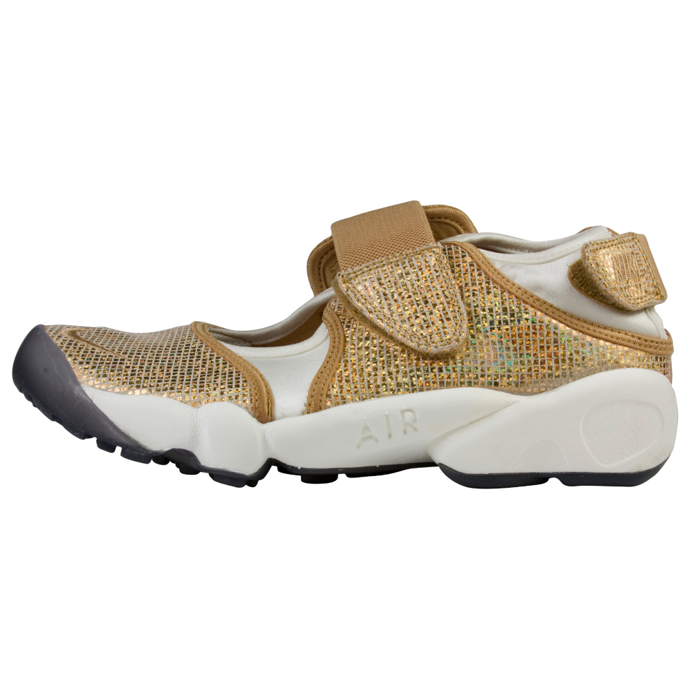 Nike Air Rift Trail Running Shoes - Women - ShoeBacca.com