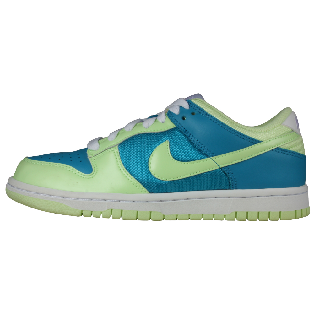 Nike Dunk Low Retro Shoes - Women - ShoeBacca.com