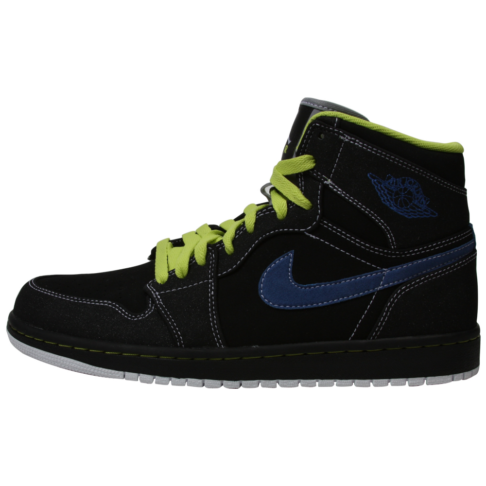Nike Air Jordan 1 Retro Retro Shoes - Men - ShoeBacca.com