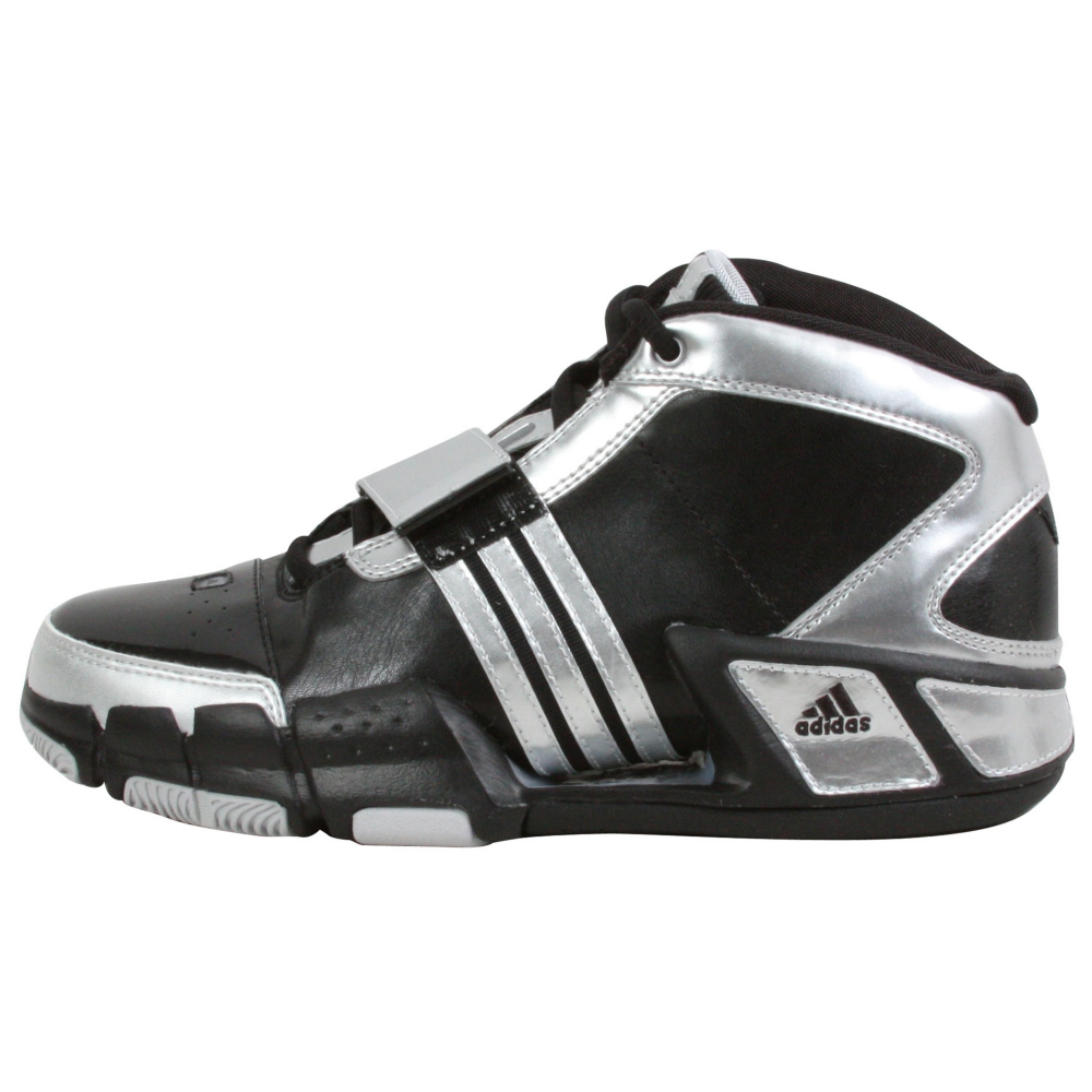 adidas Pilrahna Team Basketball Shoes - Women - ShoeBacca.com