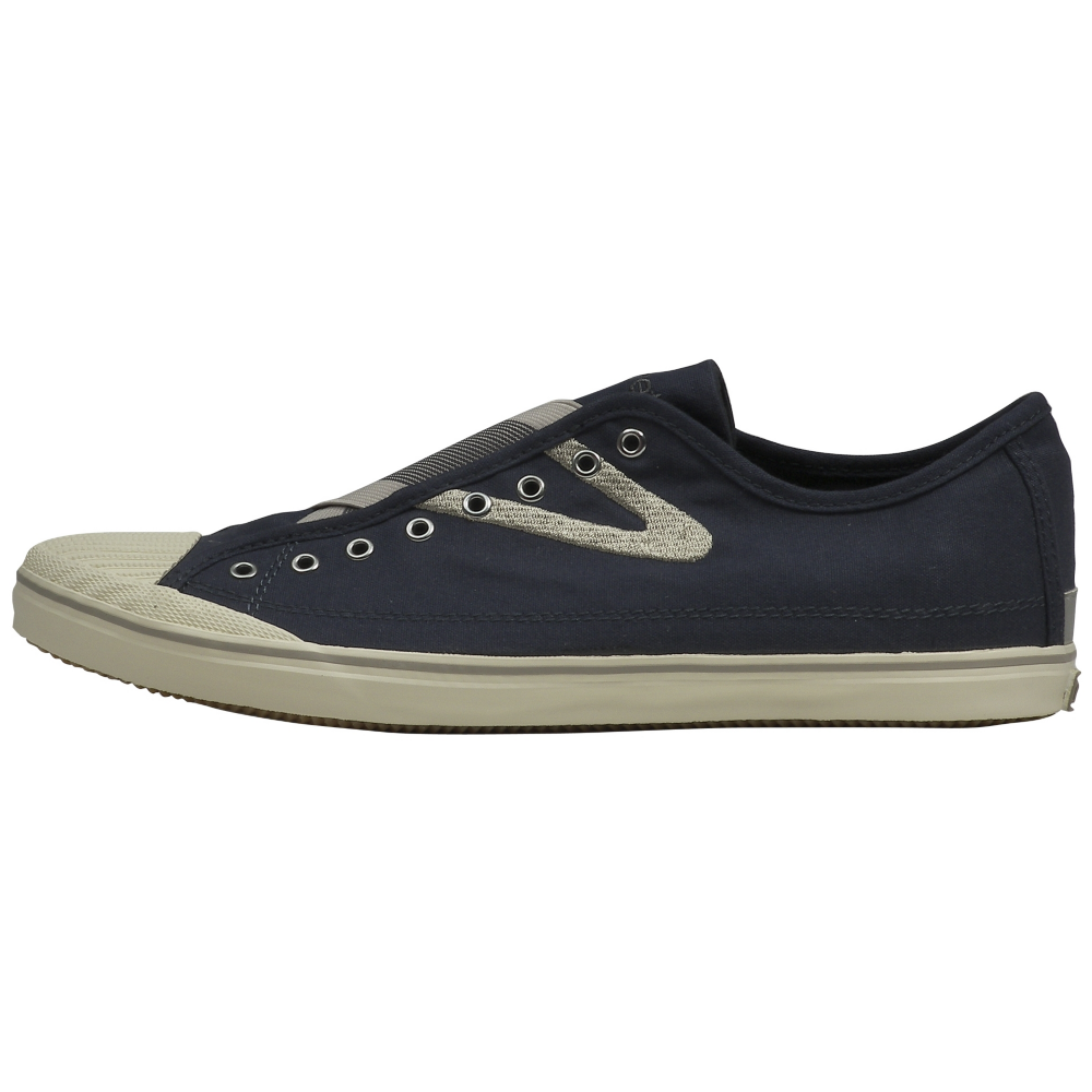 Tretorn Skymra Canvas Athletic Inspired Shoe - Men - ShoeBacca.com