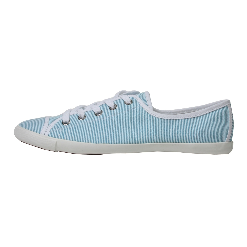 Converse All Star Light Ox Athletic Inspired Shoes - Women - ShoeBacca.com