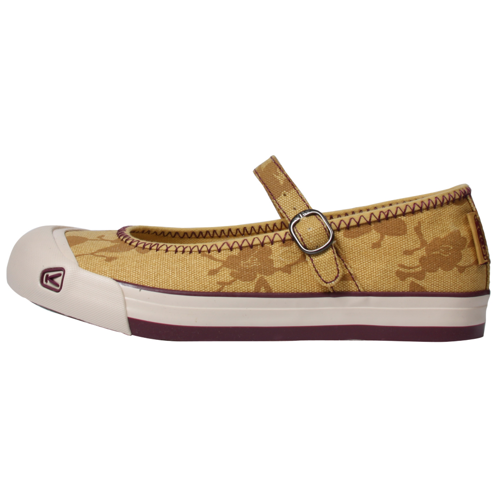 Keen Coronado Mary Jane Mary Janes Shoes - Women - ShoeBacca.com