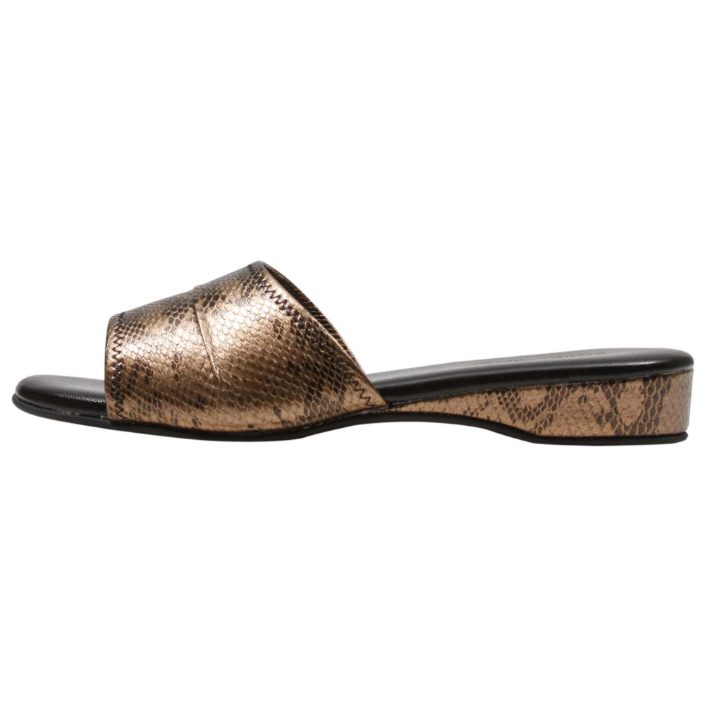 Daniel Green Dormie Slippers Shoe - Women - ShoeBacca.com