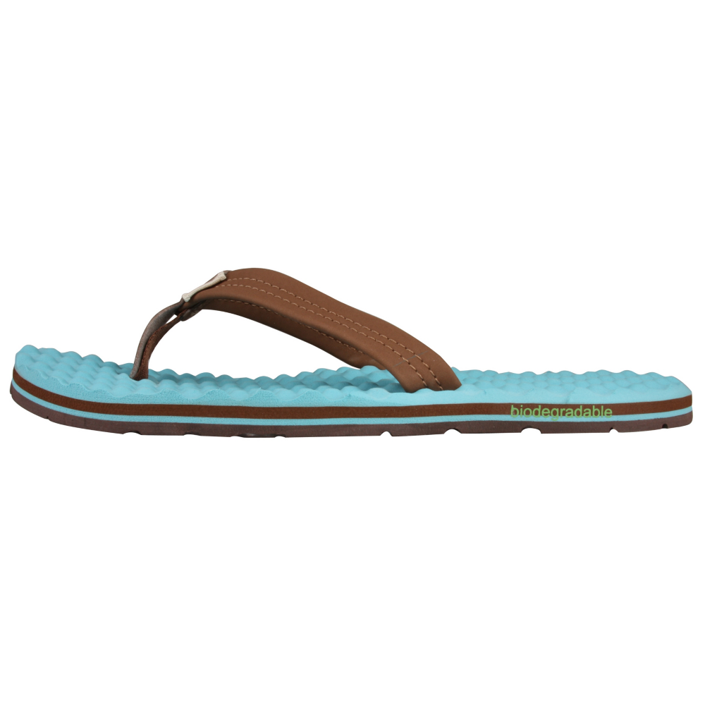 Simple Flippee Sandals - Women - ShoeBacca.com