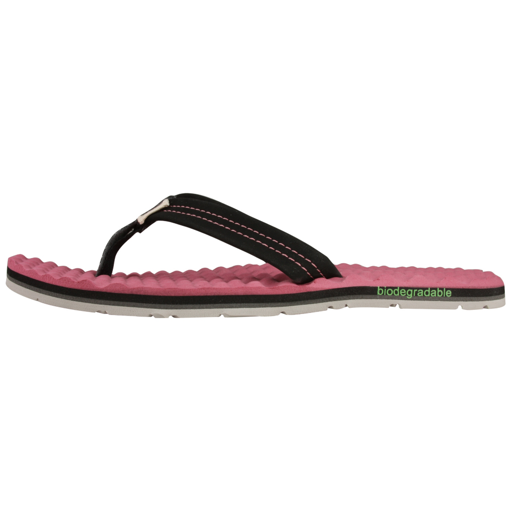 Simple Flippee Sandals - Women - ShoeBacca.com