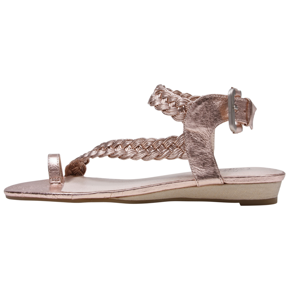 Volatile Aphrodite Sandals - Women - ShoeBacca.com