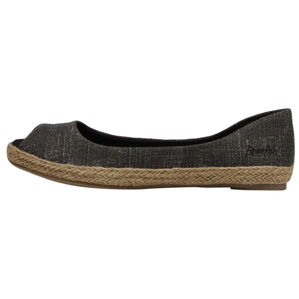 Blowfish Sandbox Flats Shoe - Women - ShoeBacca.com