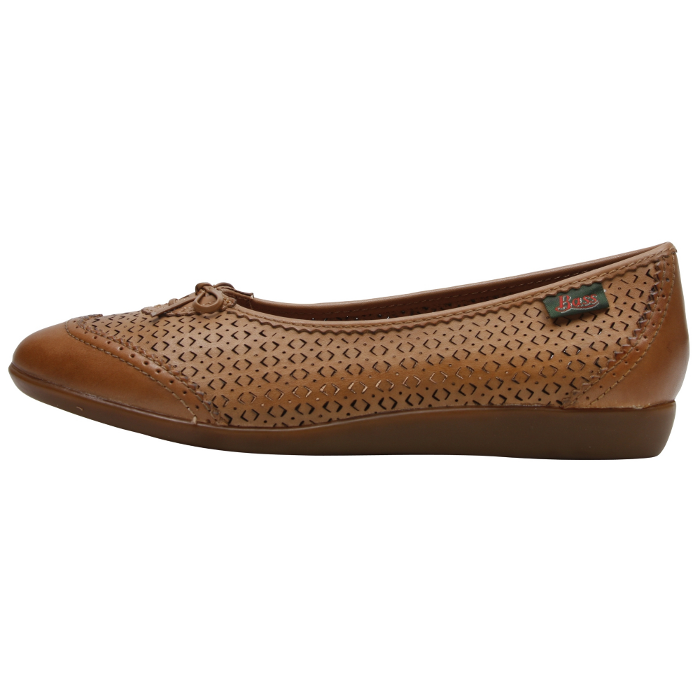 Bass Caley Flats - Women - ShoeBacca.com