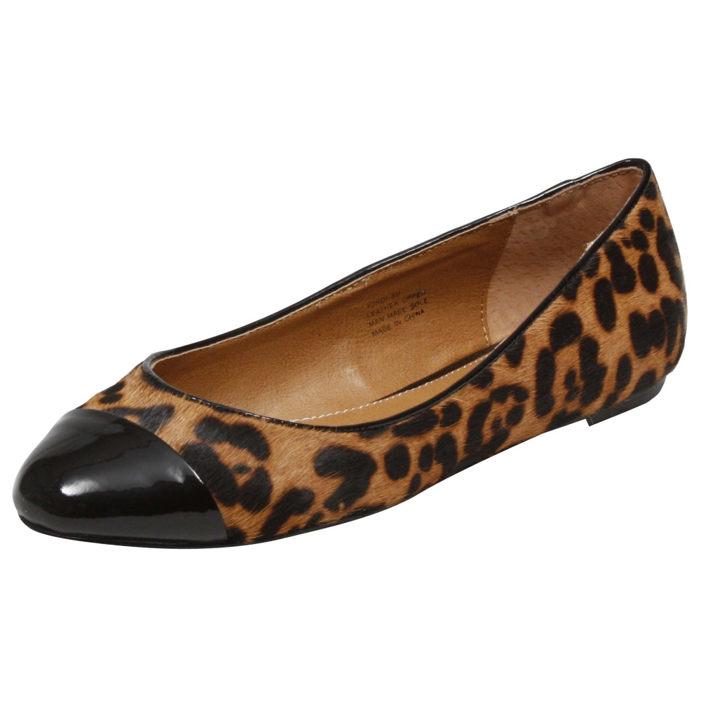 Kelsi Dagger Jordi Flats Shoe - Women - ShoeBacca.com