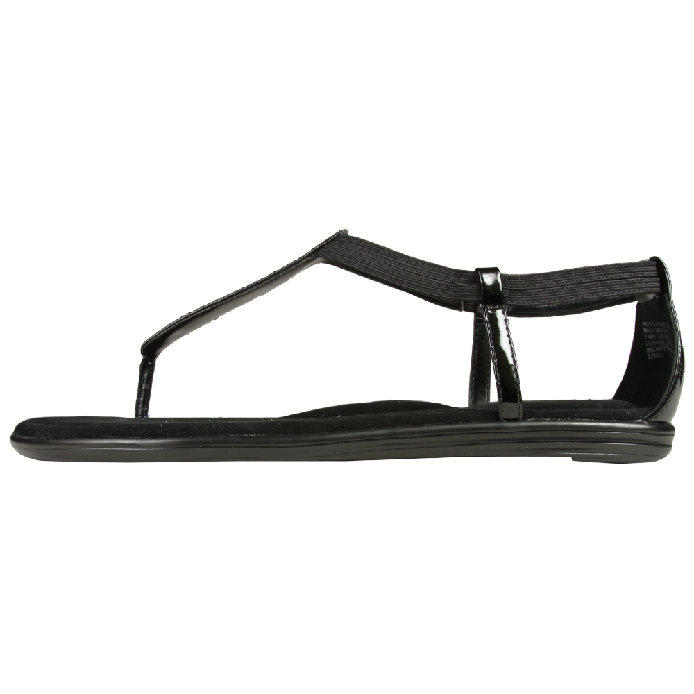 Rockport Jeanie Thong B Sandals - Women - ShoeBacca.com