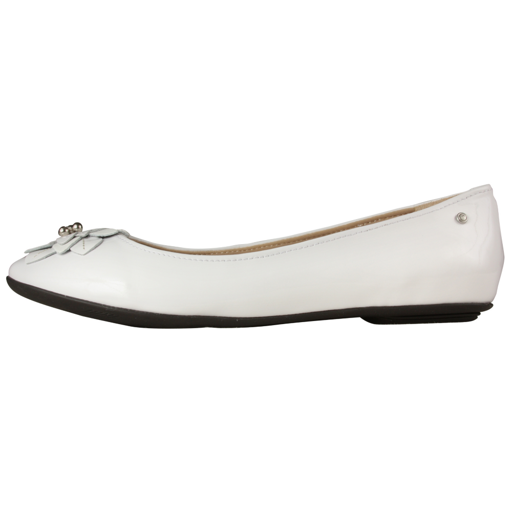 Rockport Go Flat Flower Flats - Women - ShoeBacca.com