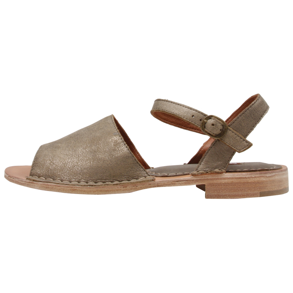 GeeWaWa Glorious Sandals Shoe - Women - ShoeBacca.com