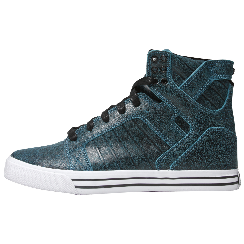 Supra Skytop Skate Shoes - Men - ShoeBacca.com