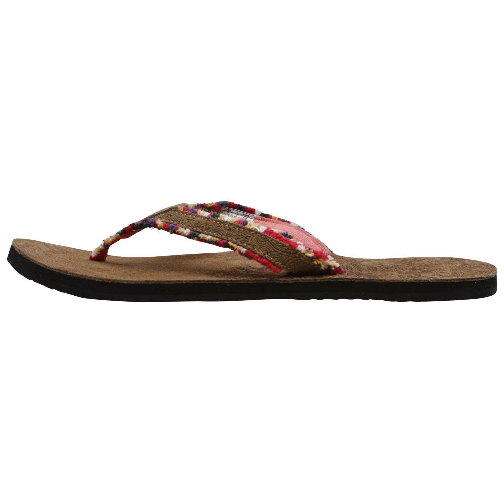 Sanuk Fraidy Leather Sandals - Women - ShoeBacca.com