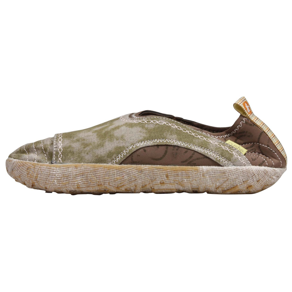 Cushe Shucoon Slide Slides Shoe - Women - ShoeBacca.com
