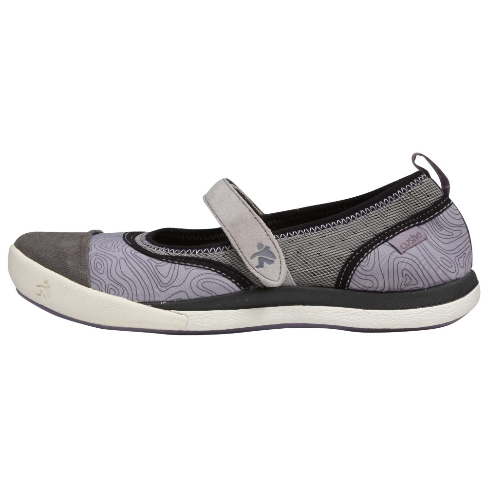 Cushe Ripple Slides Shoe - Women - ShoeBacca.com