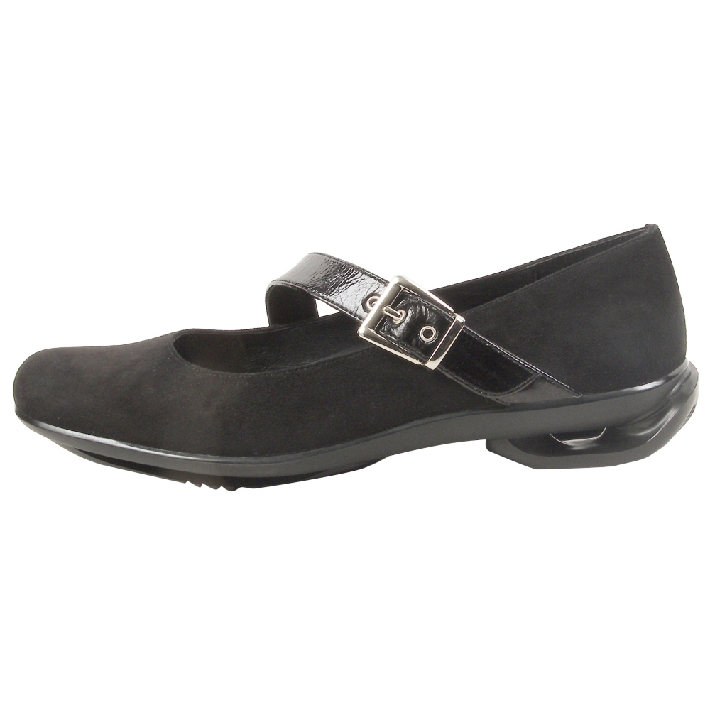 asgi Splendor Mary Jane Mary Janes Shoes - Women - ShoeBacca.com