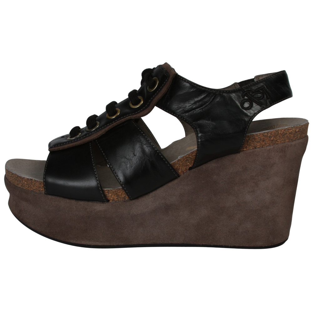 OTBT Trenton Wedges - Women - ShoeBacca.com