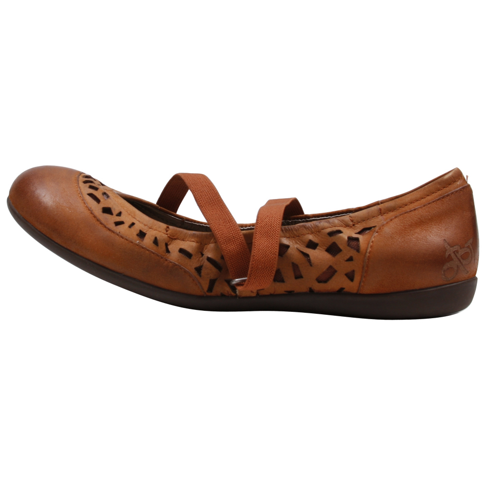 OTBT Marion Flats - Women - ShoeBacca.com