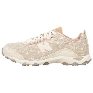 New Balance 790