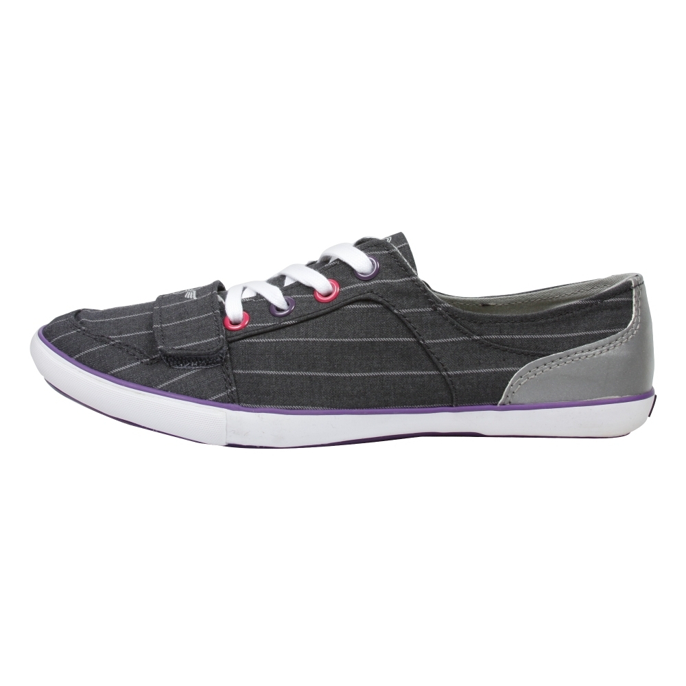 Creative Recreation Cesario Lo XVI Athletic Inspired Shoes - Women - ShoeBacca.com