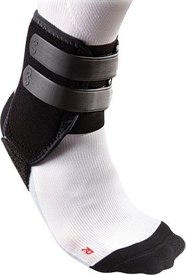 McDavid Universal Black Ankle Support
