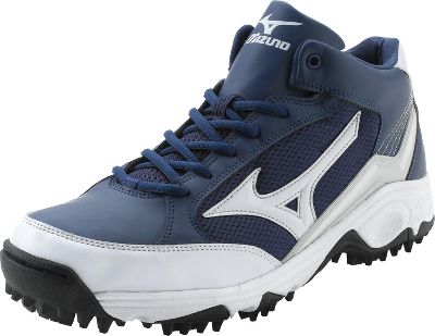 baseball & softball cleats