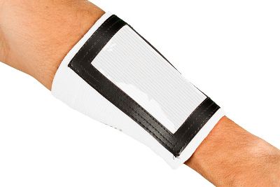 nike coach wristband