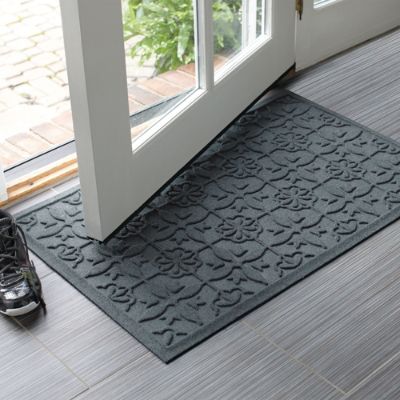 WATER & DIRT SHIELD &trade; Damask Mat