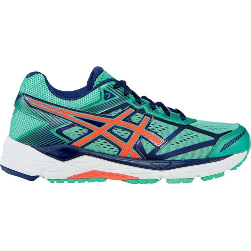 asics walking runners