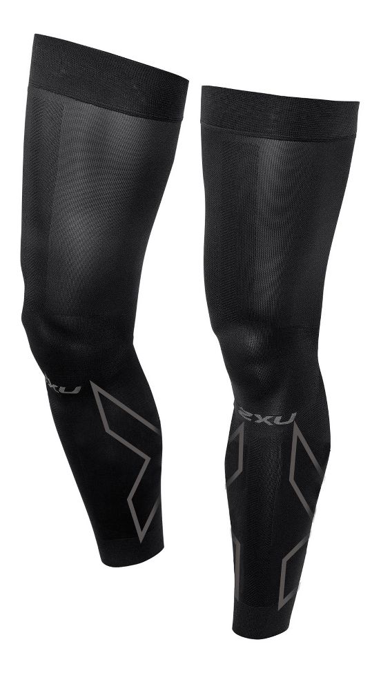 2XU&reg; Compression Flex Leg Sleeves :: Introducing the Compression Flex Leg Sleeves featuring a flexible articulated knee zone for greater freedom of movement. Extra powerful compression to stabilize muscles and graduated fit for improved blood flow for faster warm up and post exercise recovery. The Compression Flex Leg Sleeves are an alternate choice to tights and are convenient to pull on and off under shorts or pants pre and post exercise, during travel or sleeping.   This web exclusive item ships separately within the continental U.S. only. You can count on this item to ship in 3-5 business days!