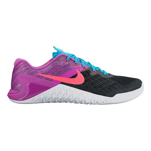 rubber shoes for ladies nike