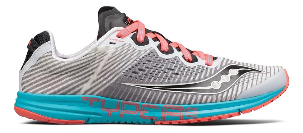 asics middle distance spikes