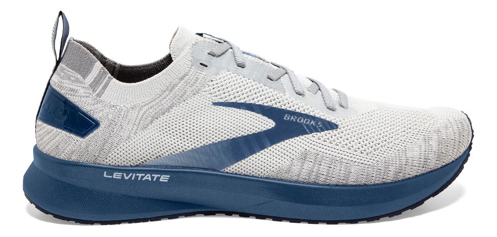 brooks levitate 2 wide