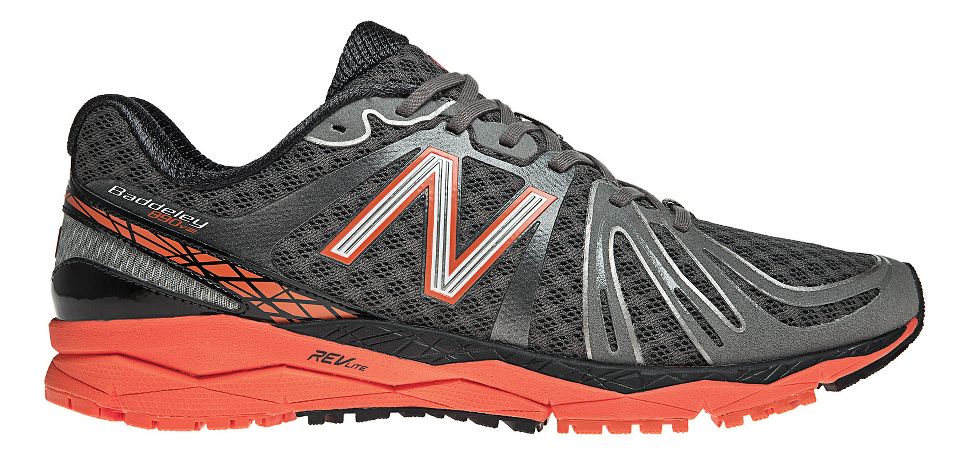 Mens New Balance 890v2 Running Shoe